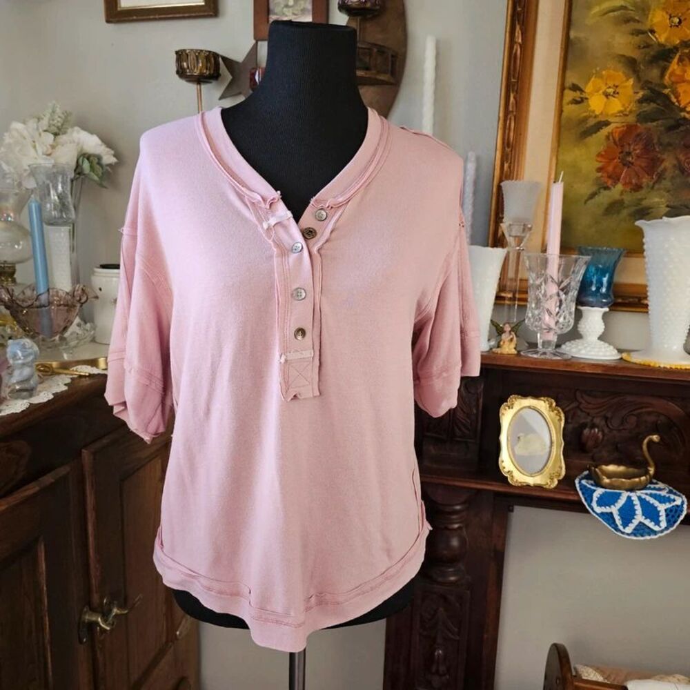 Listicle Raw Edge Henley Tee Blush Pink Short Sleeve Top Small